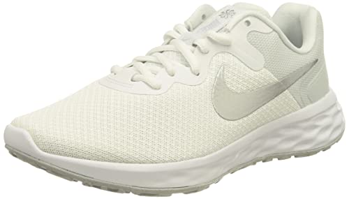 Nike Damen Revolution 6 Nn Laufschuh, White/Metallic Silver-Pure Pla, 39 EU
